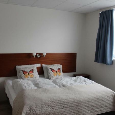 كيفلافيك Hotel Grasteinn - Airport Hotel المظهر الخارجي الصورة