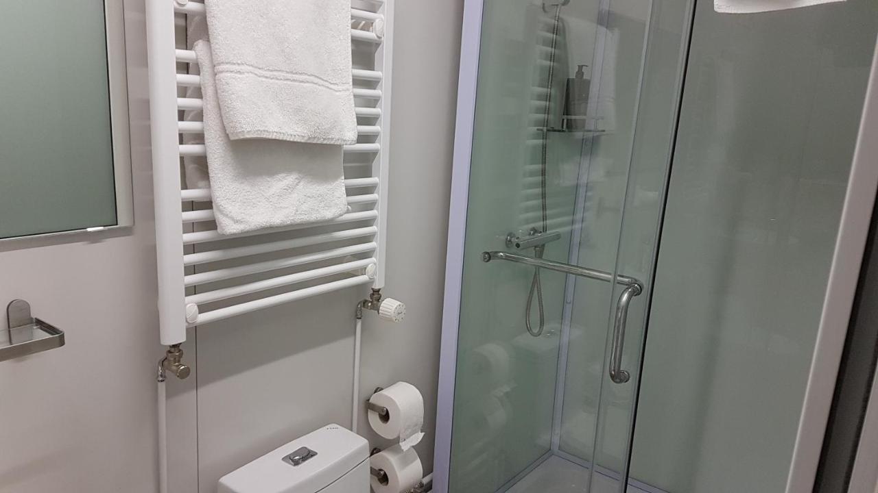 كيفلافيك Hotel Grasteinn - Airport Hotel المظهر الخارجي الصورة